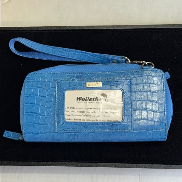 WALLEBE THE ORIGINAL NEW BLUE TEXERD LEATHER ACCORDION STYLE FUNCTIONAL WALLET - Picture 1 of 16